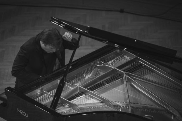 klavir za tekmovanje