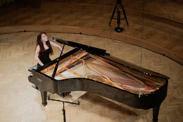 koncertni klavir Fazioli