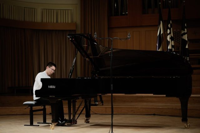 1. Ljubljana festival mednarodno klavirsko tekmovanje